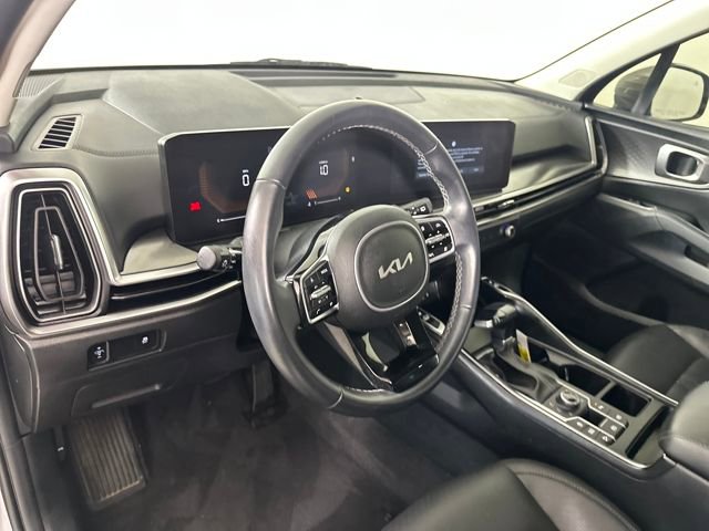 Used 2024 Kia Sorento S w/ Panoramic Sunroof Package image 13