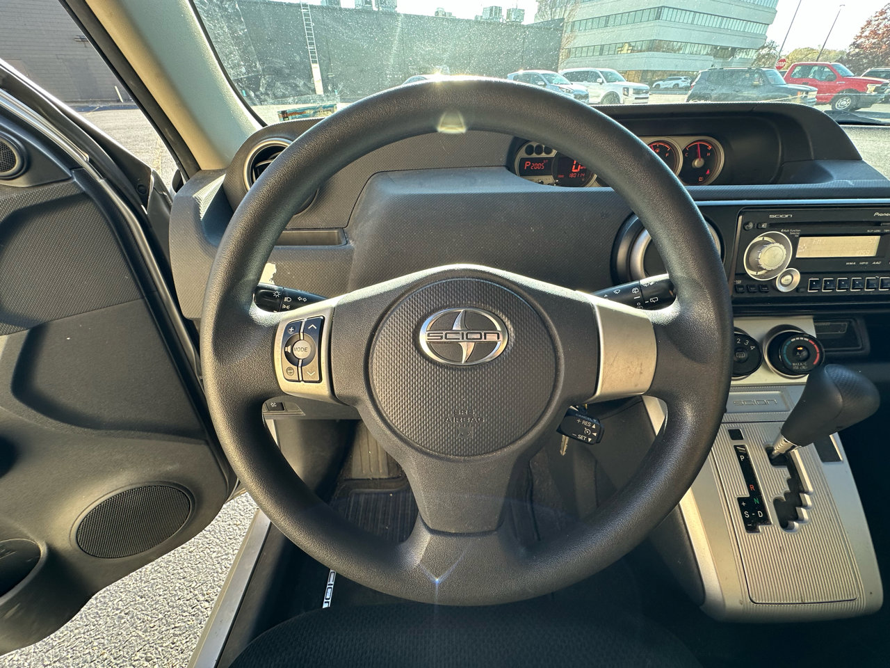 Used 2010 Scion xB FWD image 14
