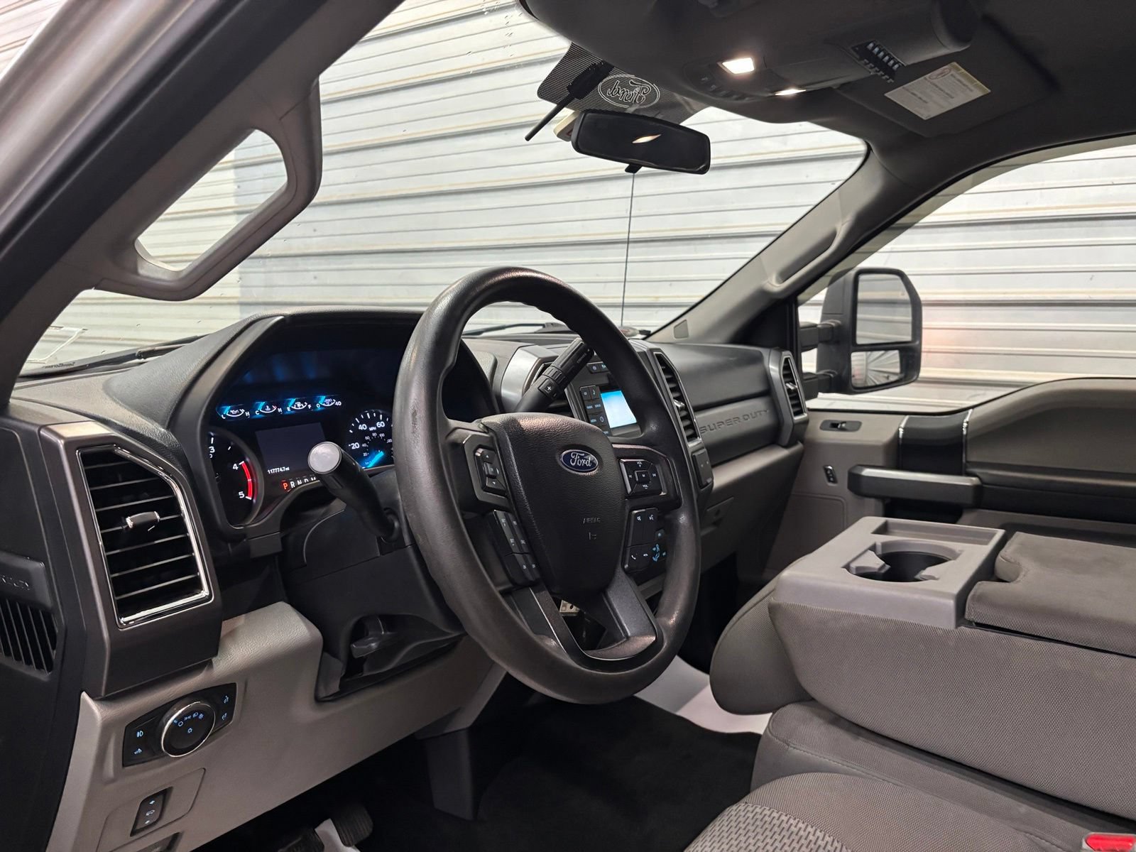 Used 2017 Ford F250 XLT w/ XLT Value Package AWD/4WD image 10