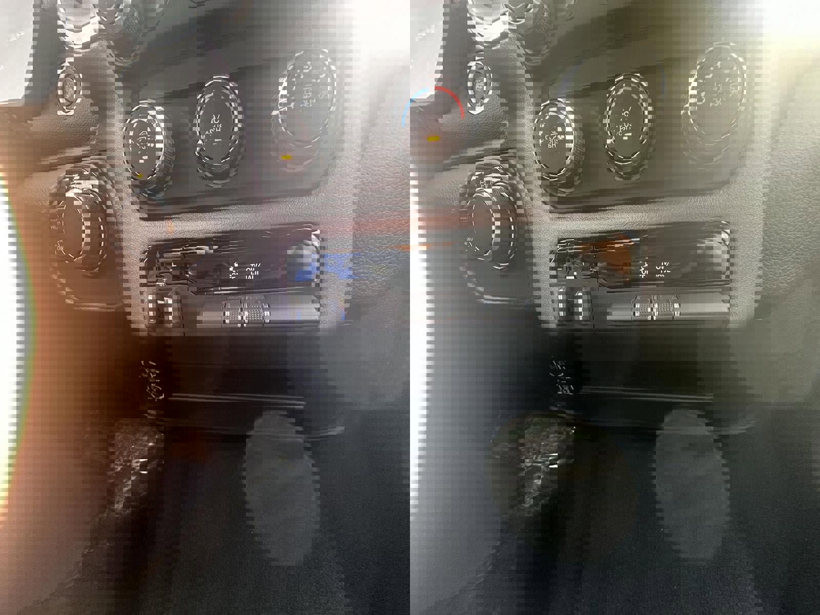 Used 2024 RAM 2500 Big Horn w/ Bed Utility Group image 25