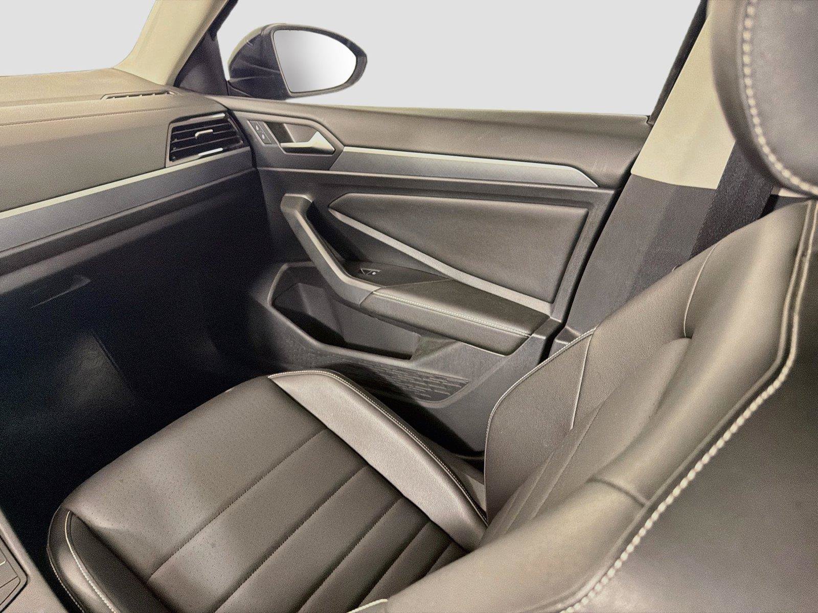 Used 2022 Volkswagen Jetta SE FWD image 22
