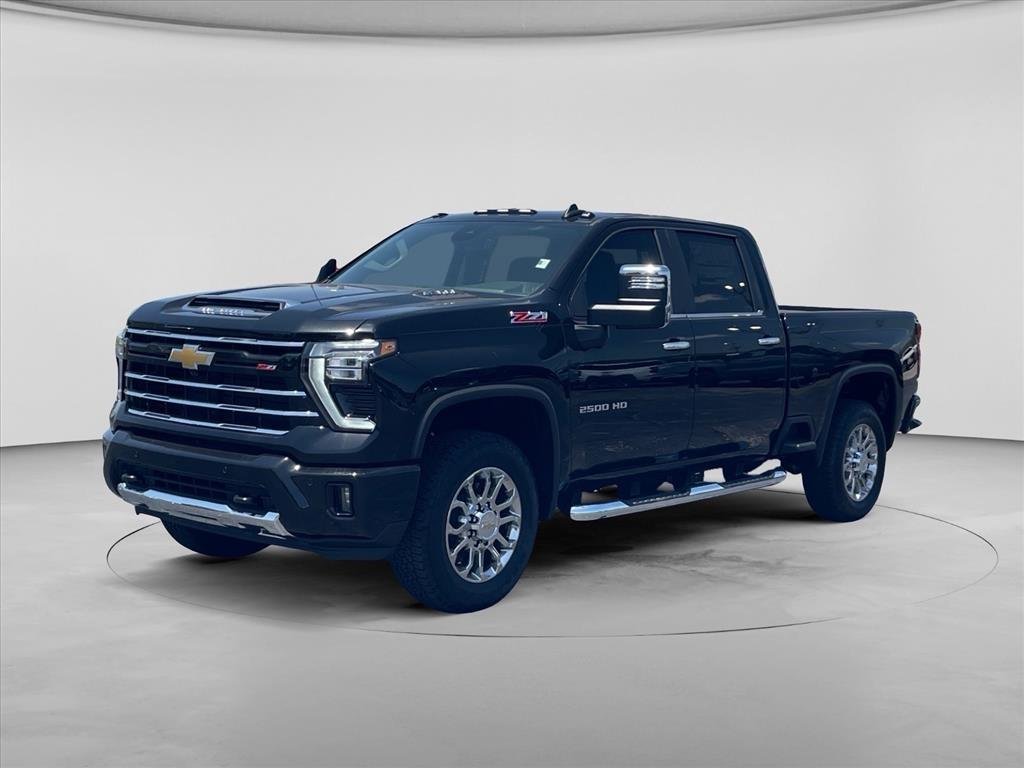 New 2026 Chevrolet Silverado 2500 LT w/ Z71 Chrome Sport Edition AWD/4WD image 3