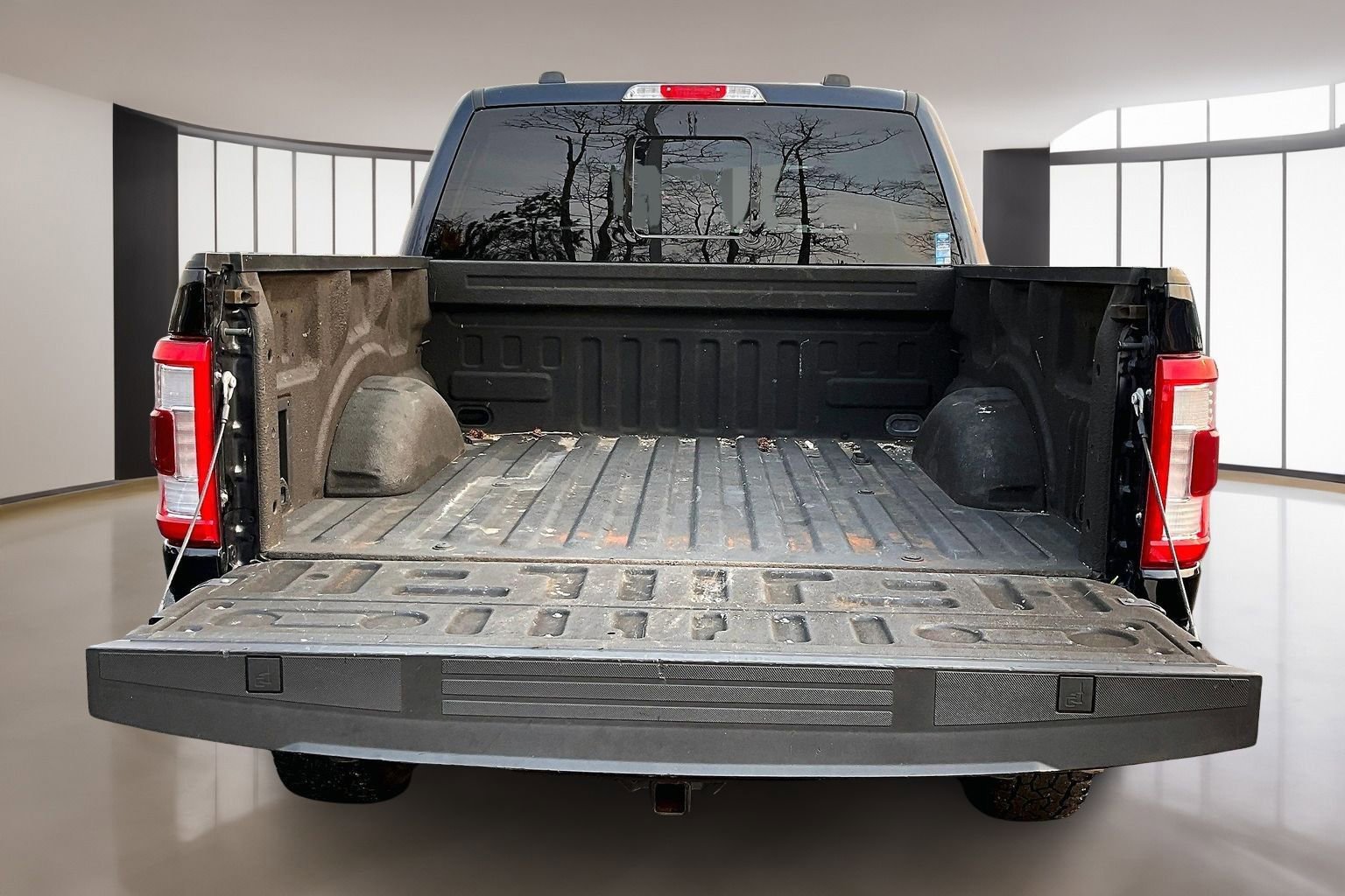 Used 2022 Ford F150 Lariat image 7