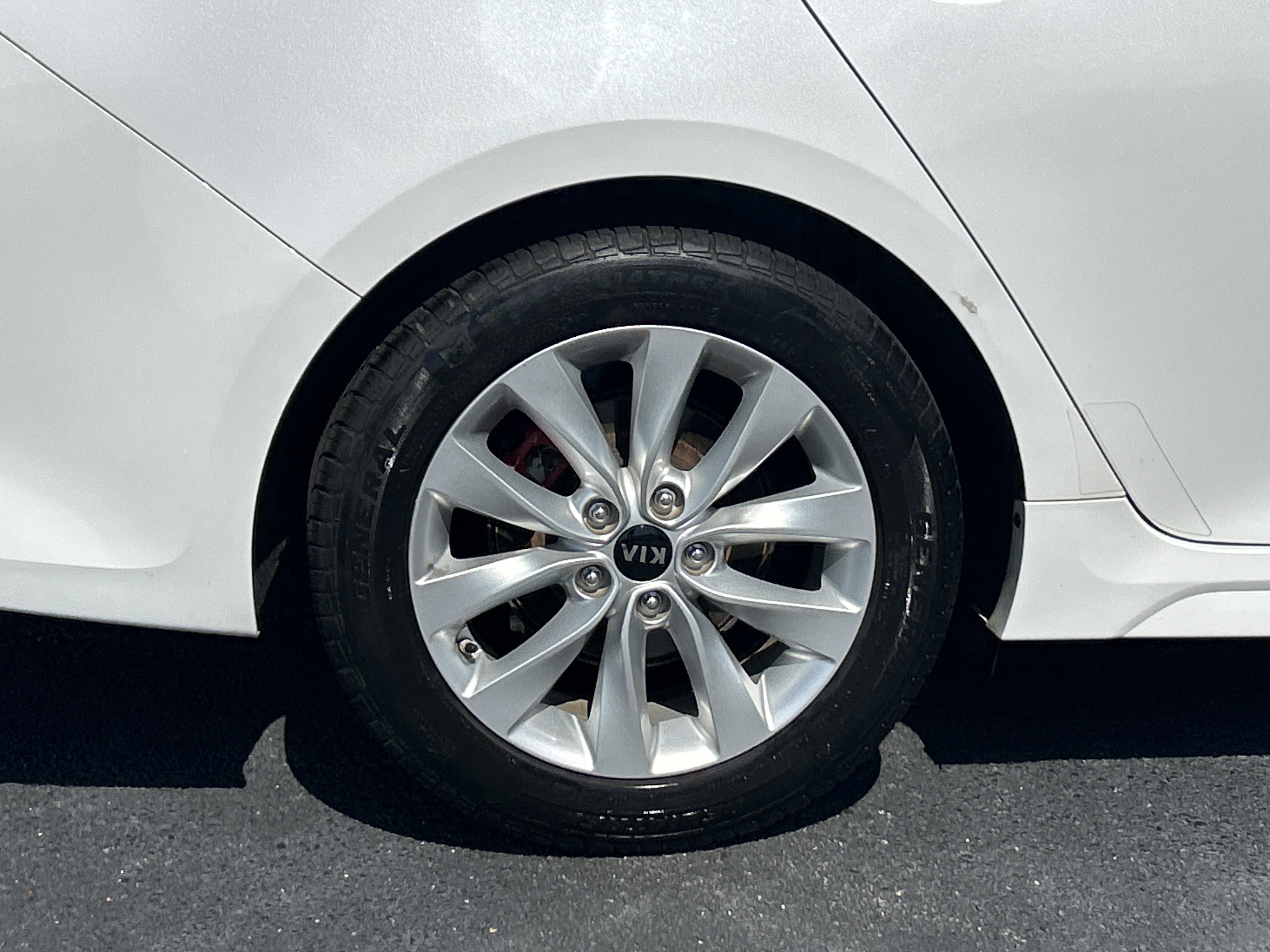 Used 2018 Kia Optima S w/ Panoramic Sunroof Package FWD image 34