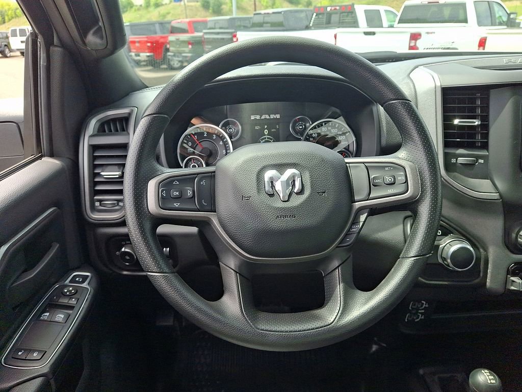 Used 2024 RAM 2500 Tradesman w/ Chrome Appearance Group AWD/4WD image 18