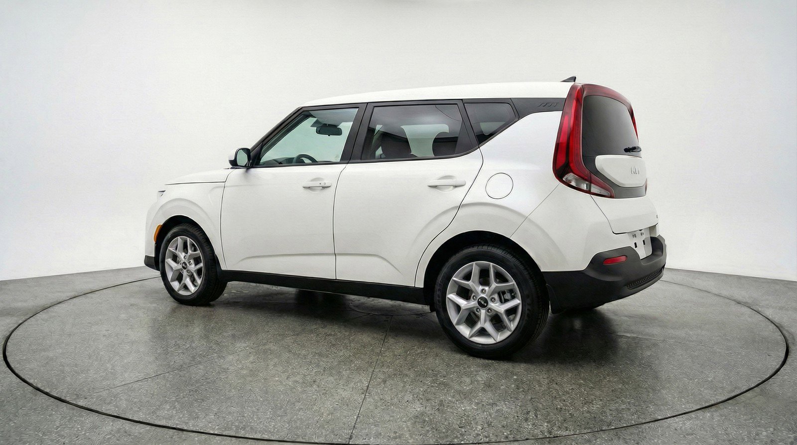 Used 2025 Kia Soul LX w/ LX Technology Package image 6