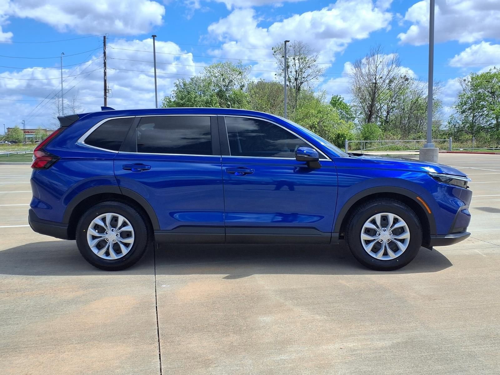 Used 2025 Honda CR-V LX image 8