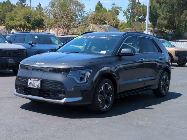 Certified 2024 Kia Niro Wave FWD image 7