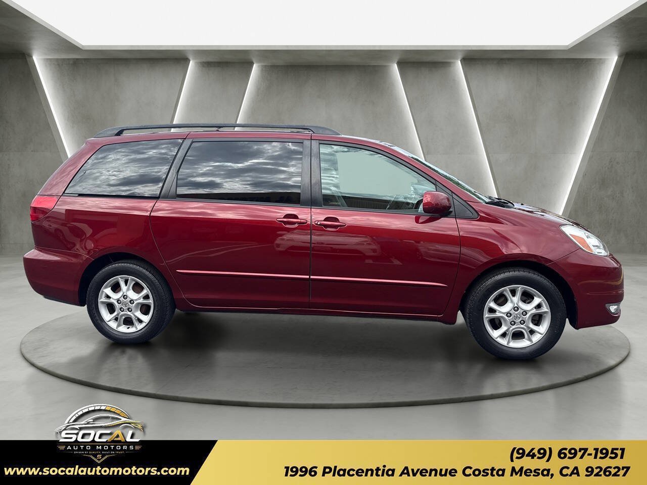Used 2004 Toyota Sienna XLE w/ XLE Pkg 19 FWD image 6