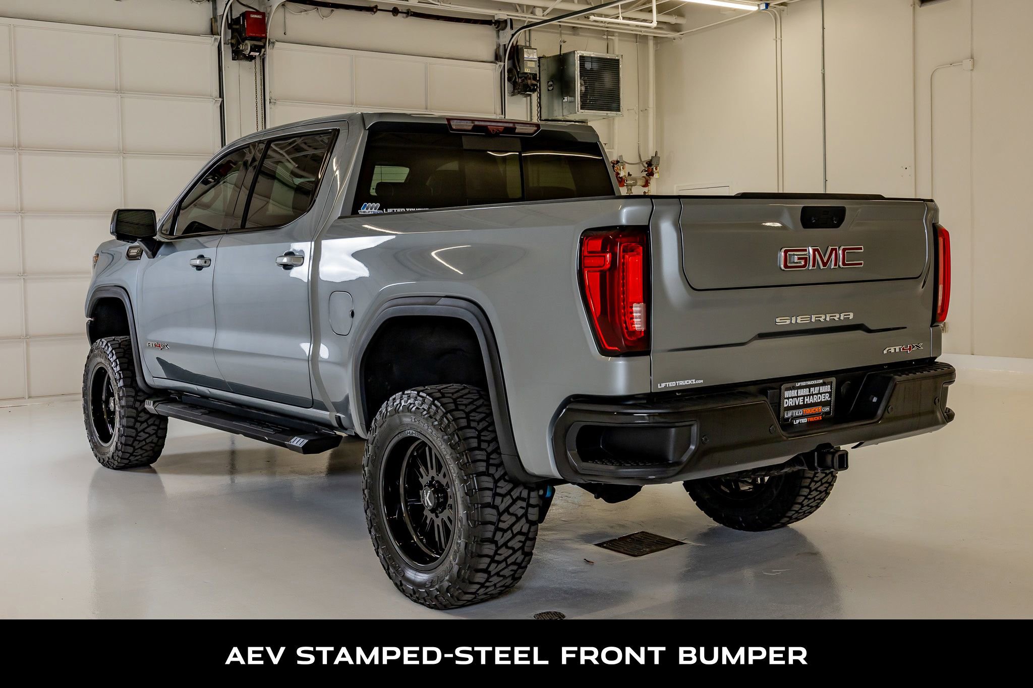 Used 2024 GMC Sierra 1500 AT4X image 6