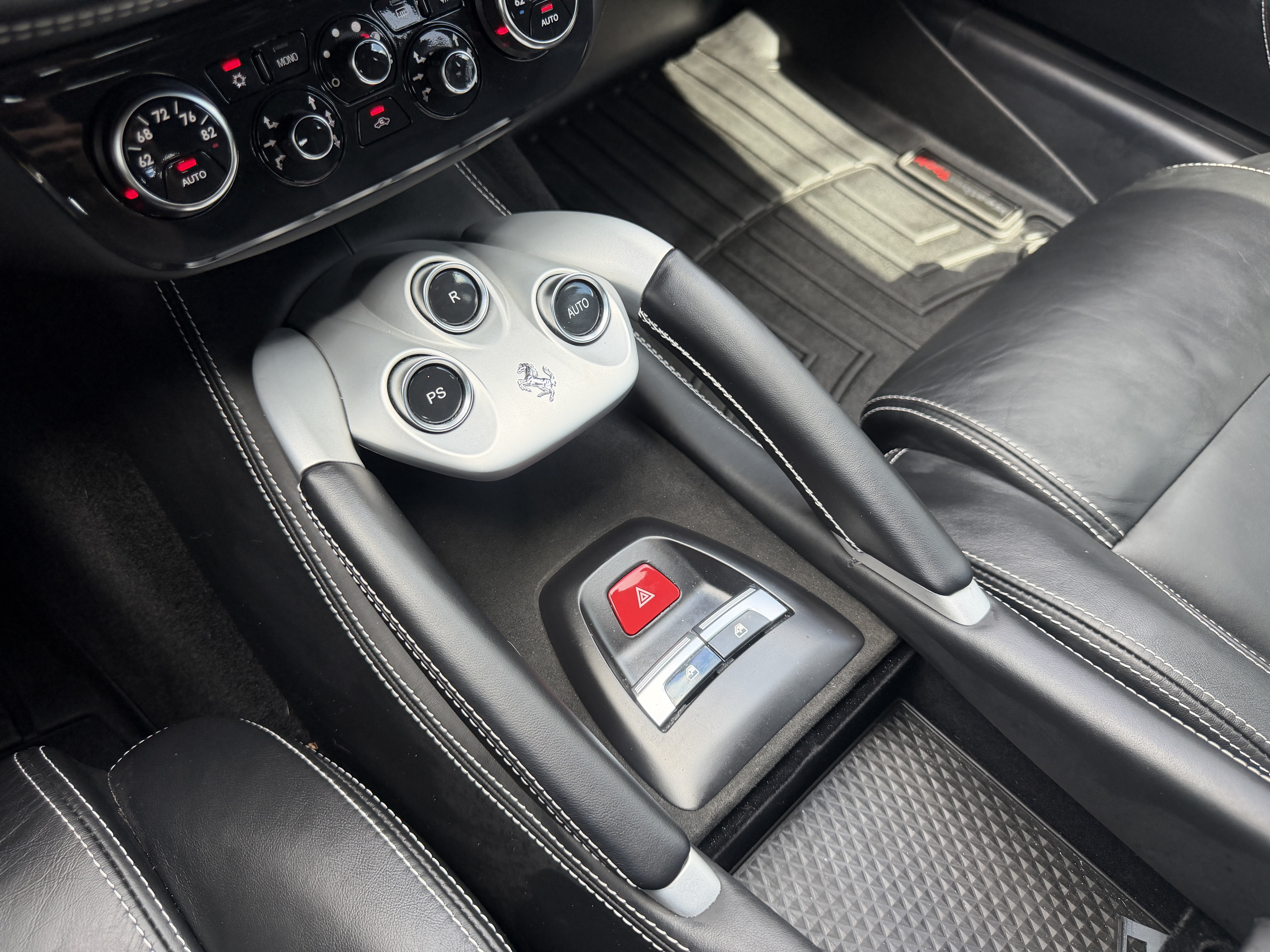 Used 2012 Ferrari FF AWD/4WD image 4