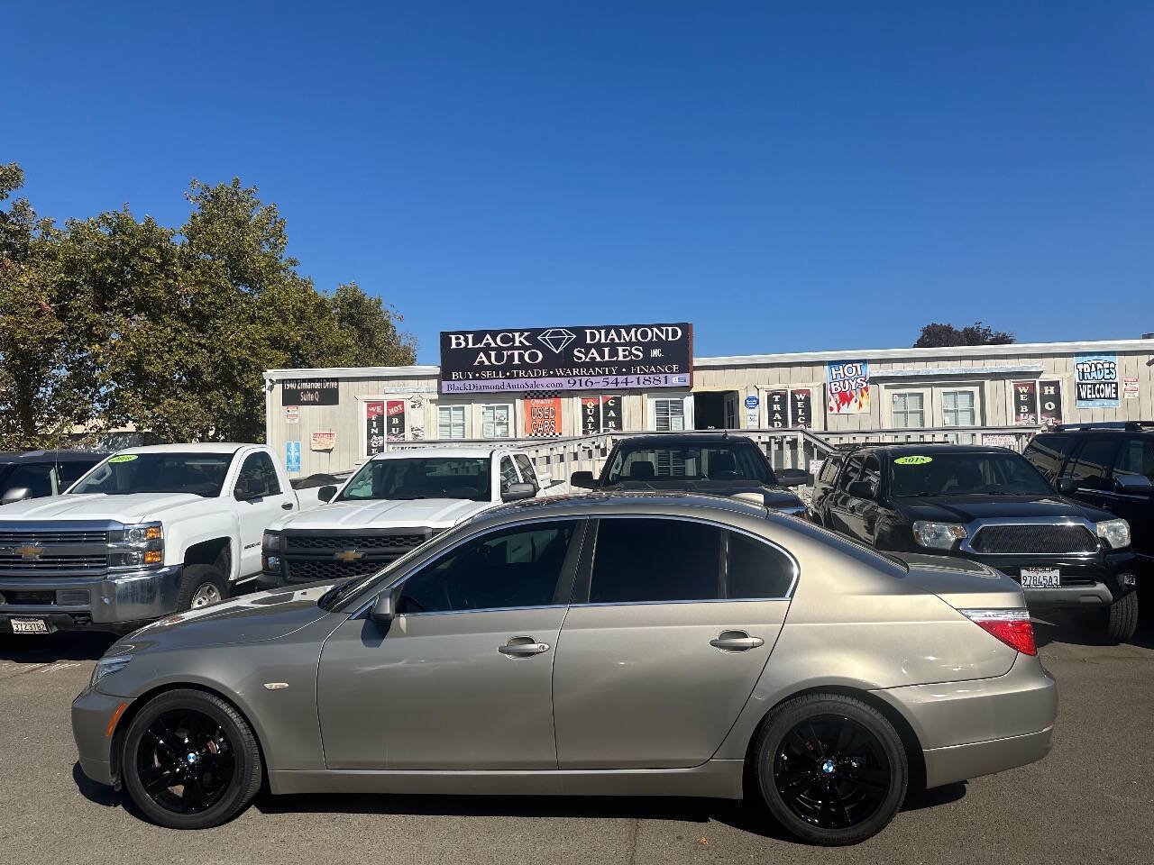 Used 2010 BMW 528i Sedan RWD image 7