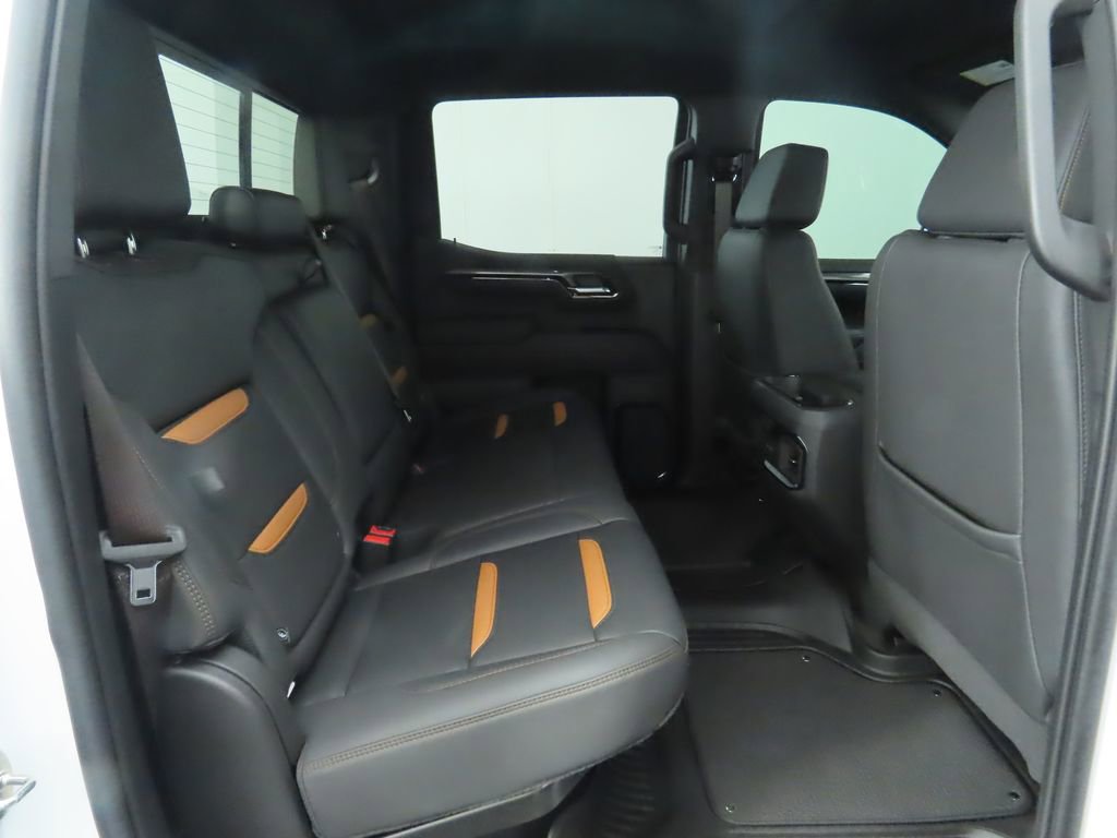 Used 2023 GMC Sierra 1500 AT4 w/ AT4 Premium Package image 23