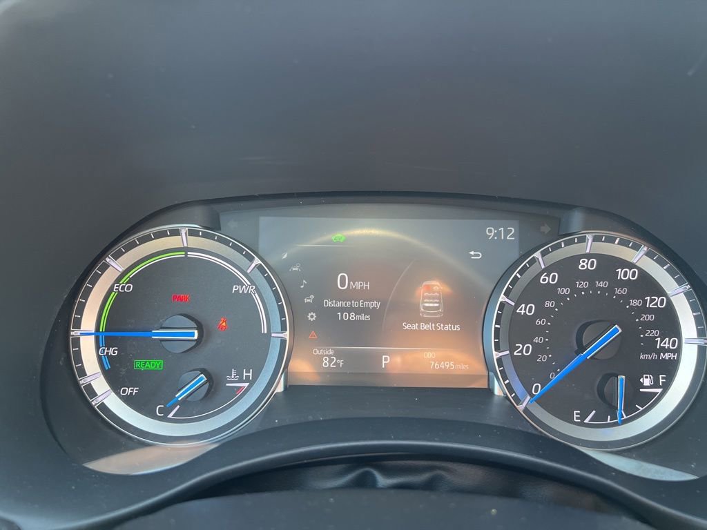 Used 2022 Toyota Highlander XLE AWD/4WD image 7