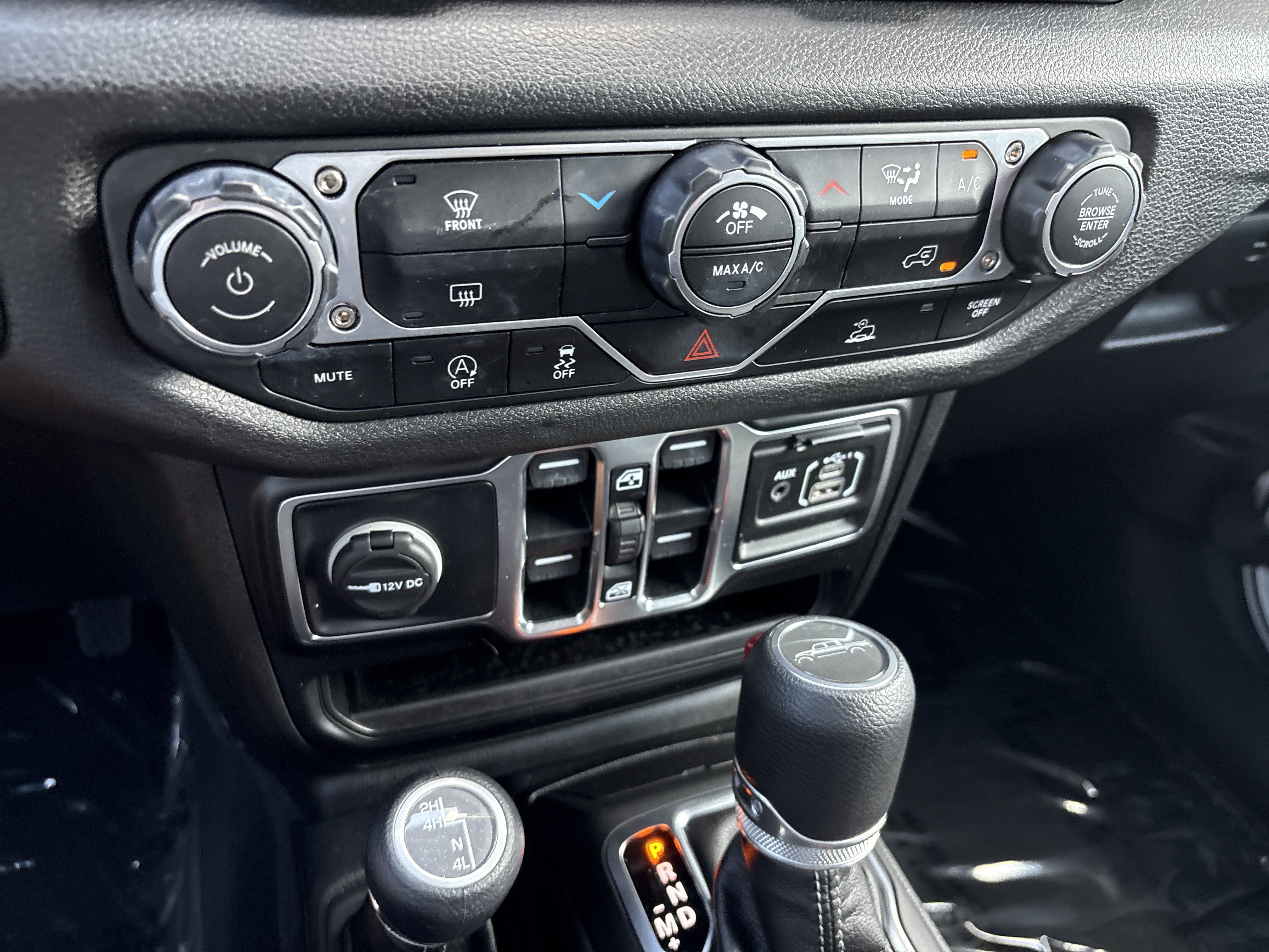 Used 2025 Jeep Gladiator Sport AWD/4WD image 30