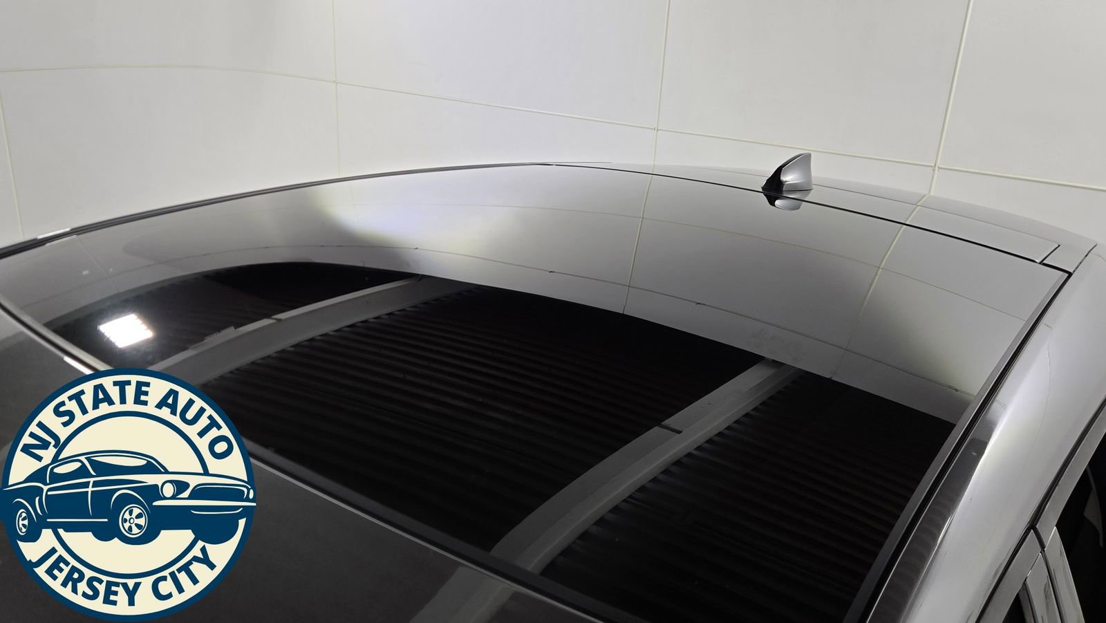 Used 2020 Jaguar E-PACE image 10