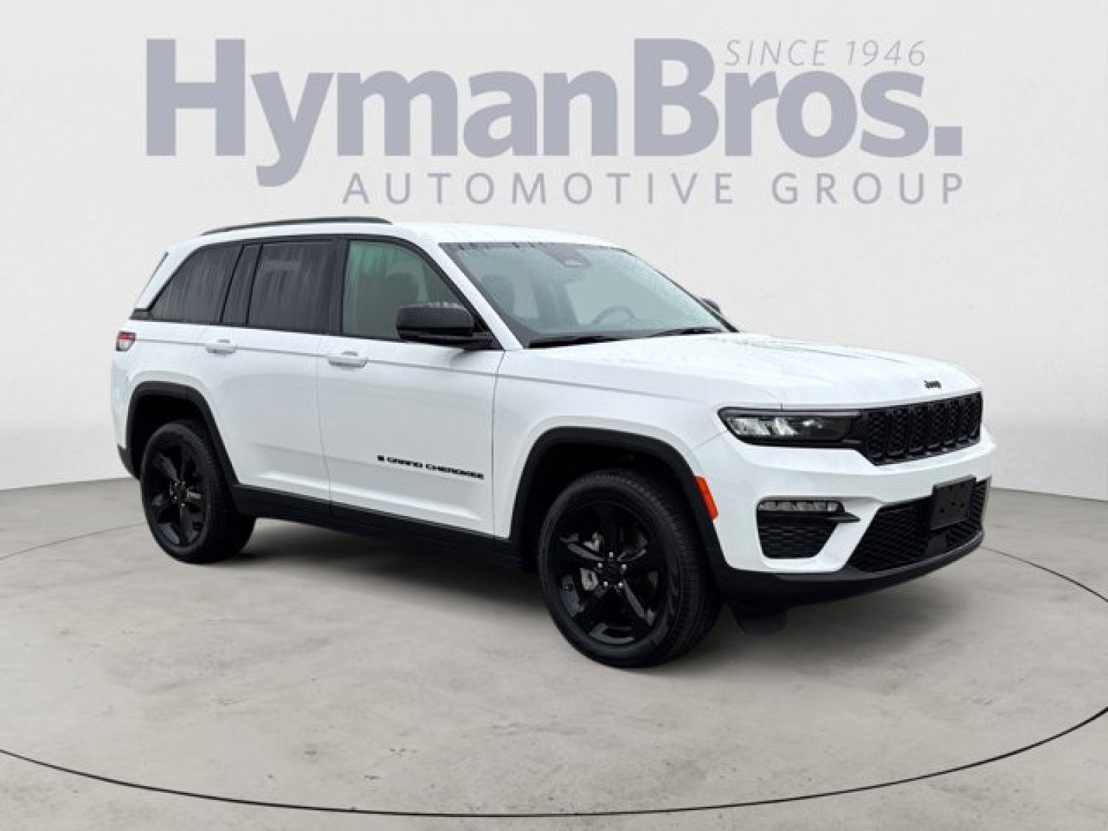 Used 2024 Jeep Grand Cherokee Limited w/ Black Appearance Package video 1