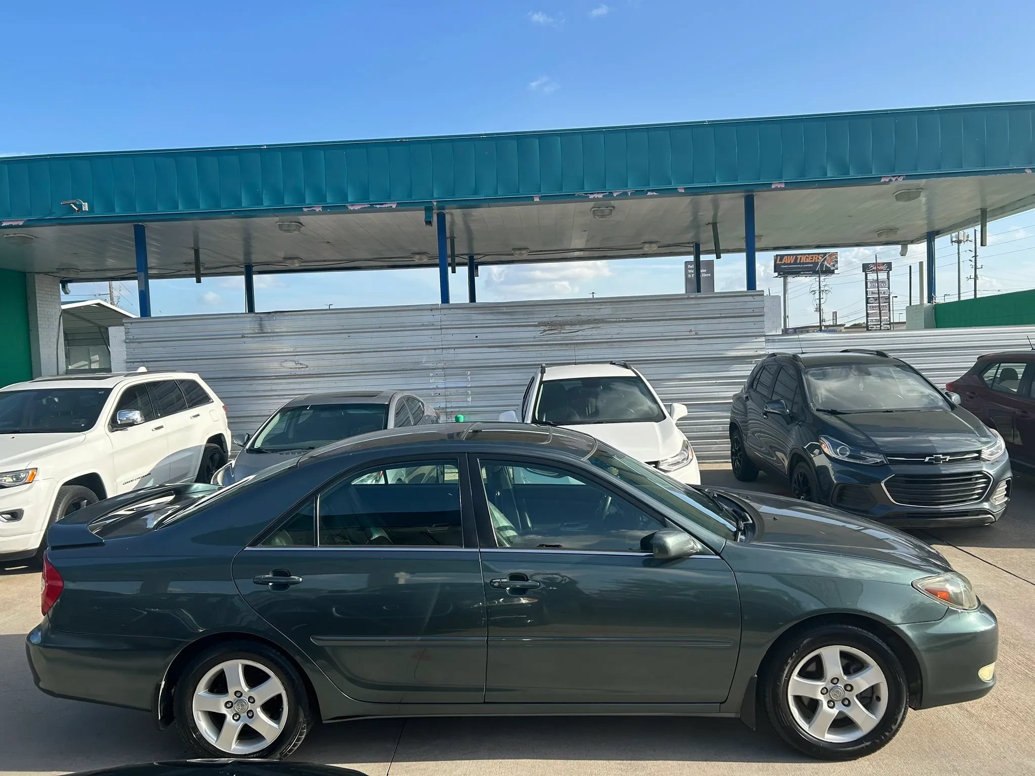 Used 2002 Toyota Camry SE FWD image 6