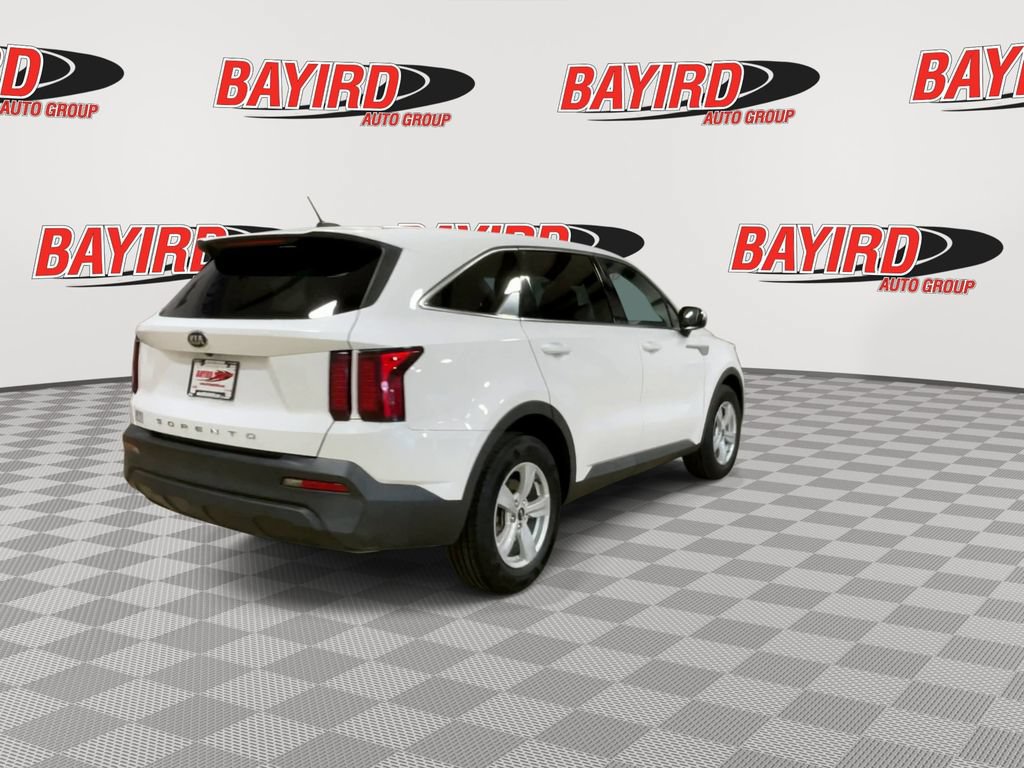 Used 2021 Kia Sorento LX FWD image 8