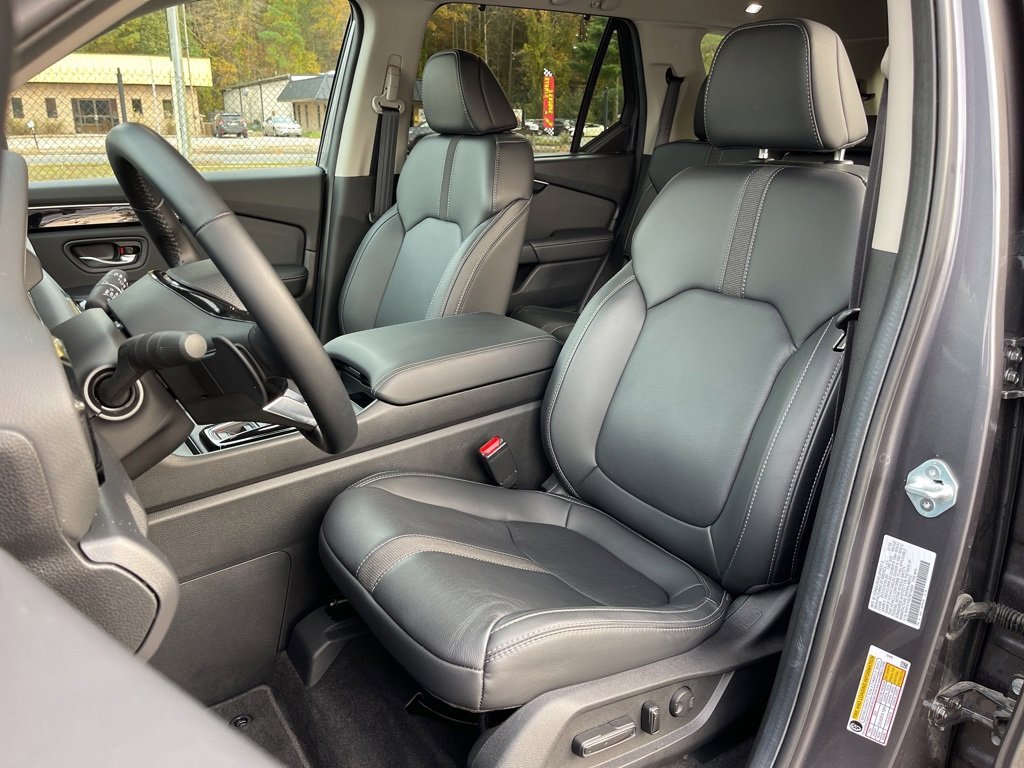 Certified 2025 Honda Pilot EX-L image 25