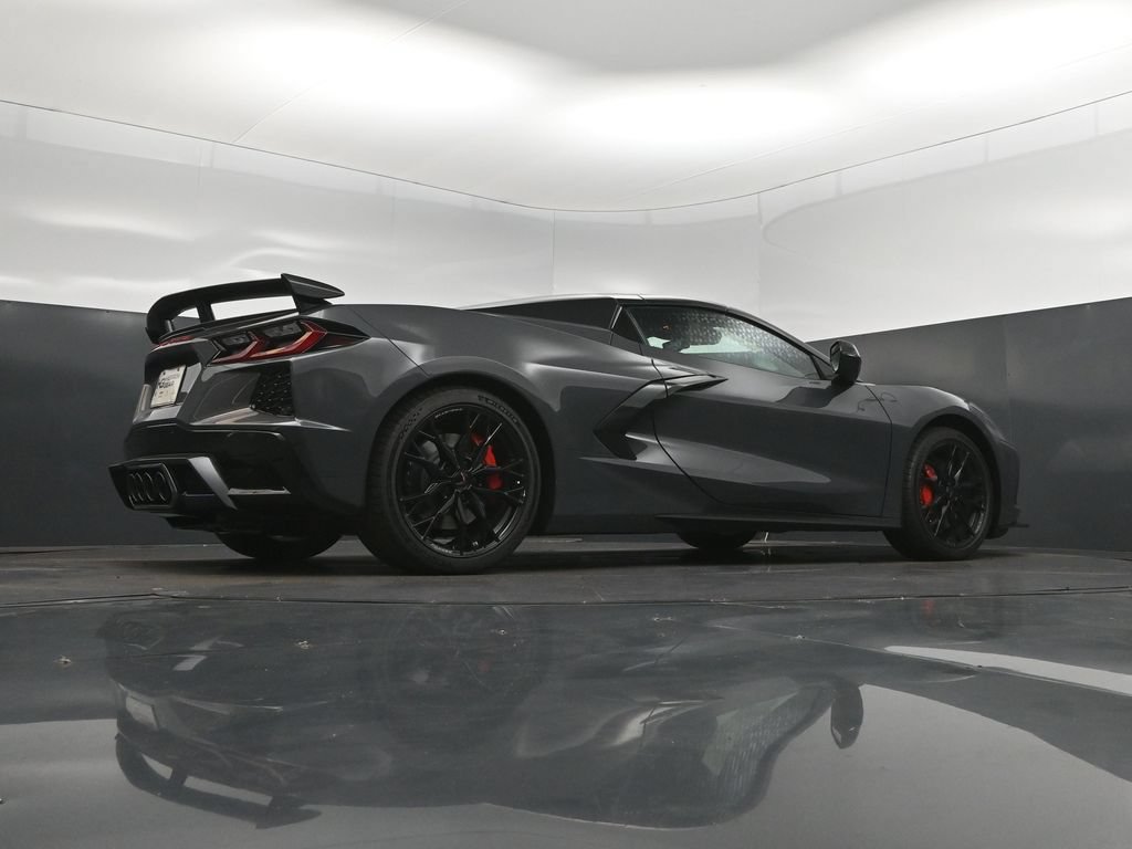 New 2027 Chevrolet Corvette Stingray Convertible w/ Z51 Performance Package RWD image 34