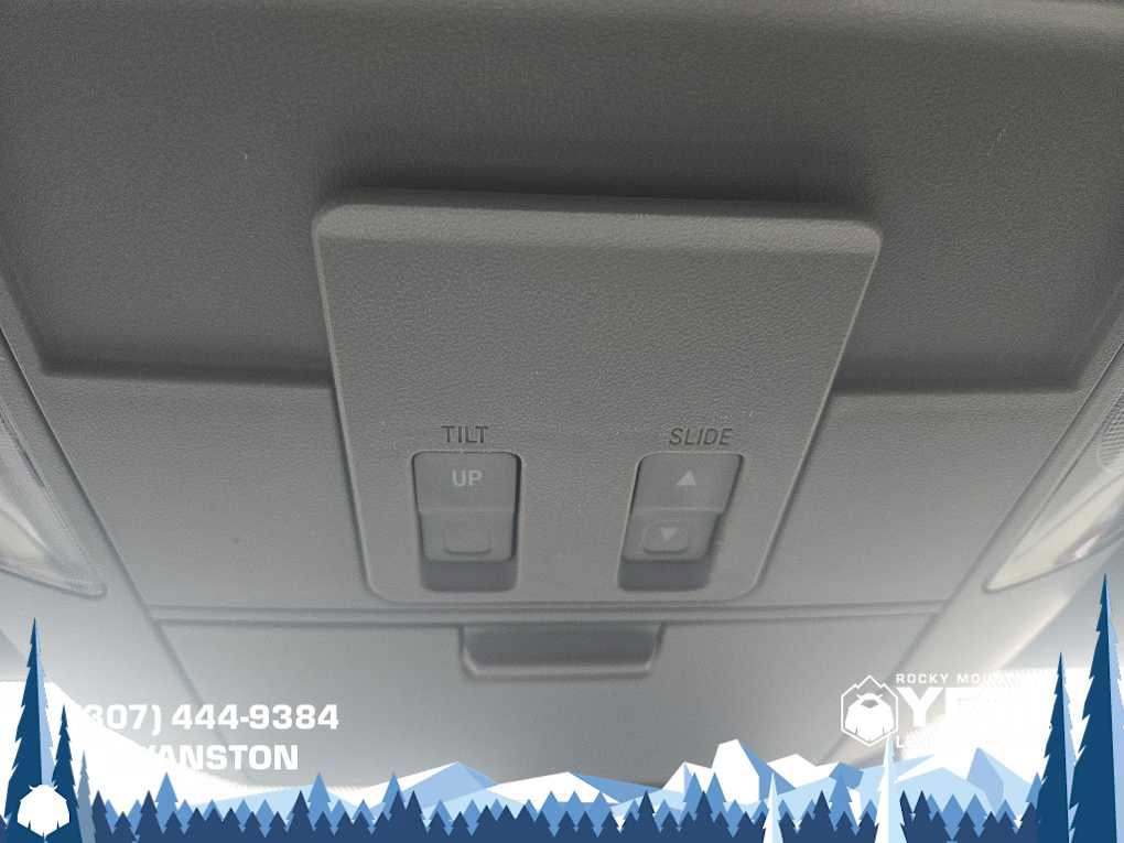 Used 2018 Toyota Tundra Limited w/ Limited Premium Package image 27