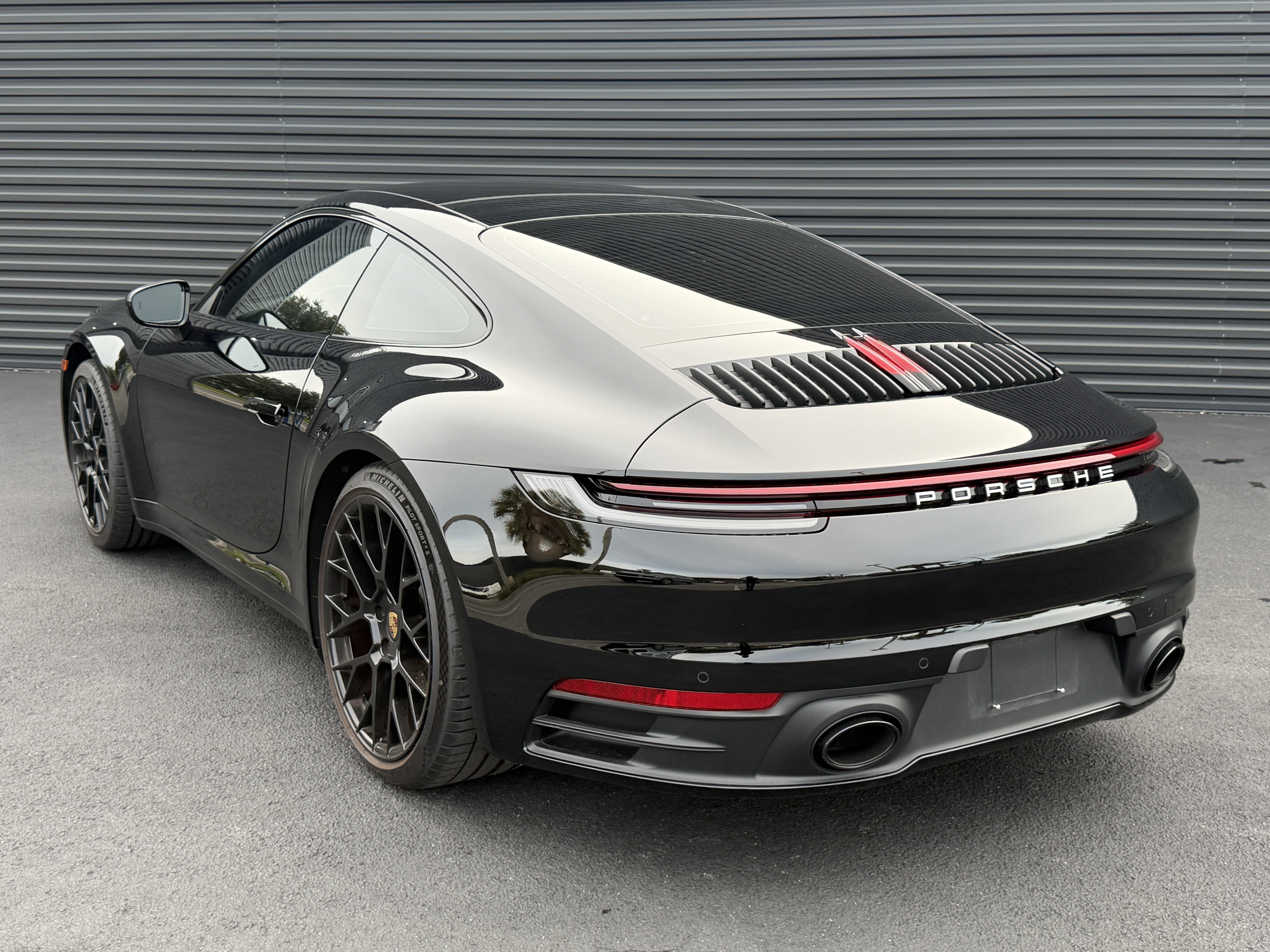 Certified 2023 Porsche 911 Carrera S RWD image 3