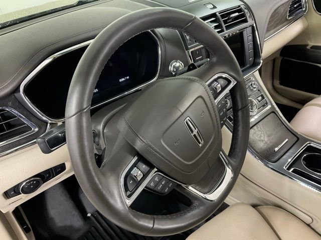 Used 2017 Lincoln Continental Reserve w/ Climate Package AWD/4WD image 19
