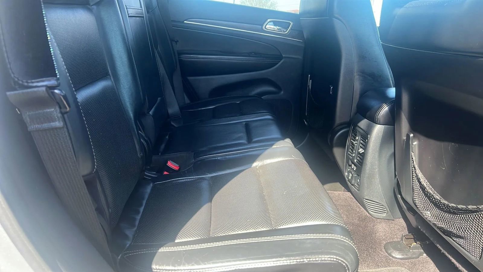 Used 2015 Jeep Grand Cherokee Limited w/ Luxury Group II RWD image 8