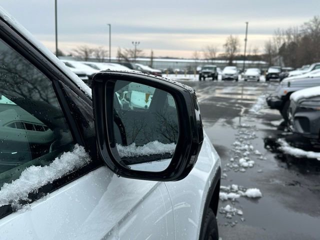 Used 2024 Jeep Grand Cherokee L Altitude image 11