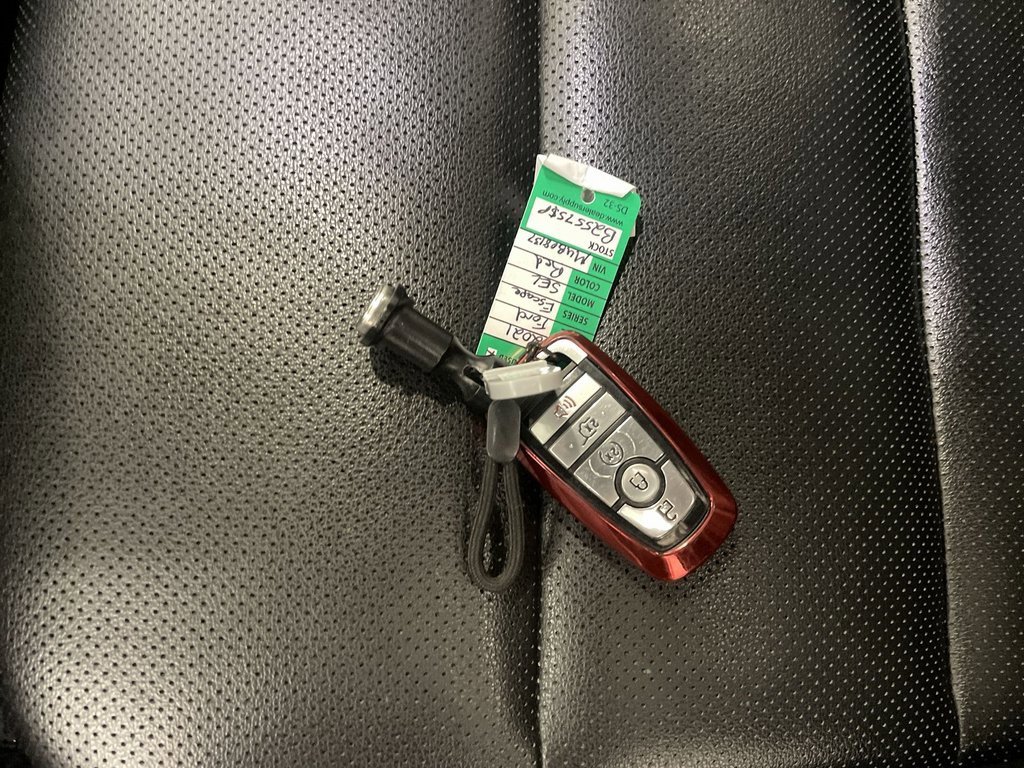 Used 2021 Ford Escape SEL w/ Technology Package image 27