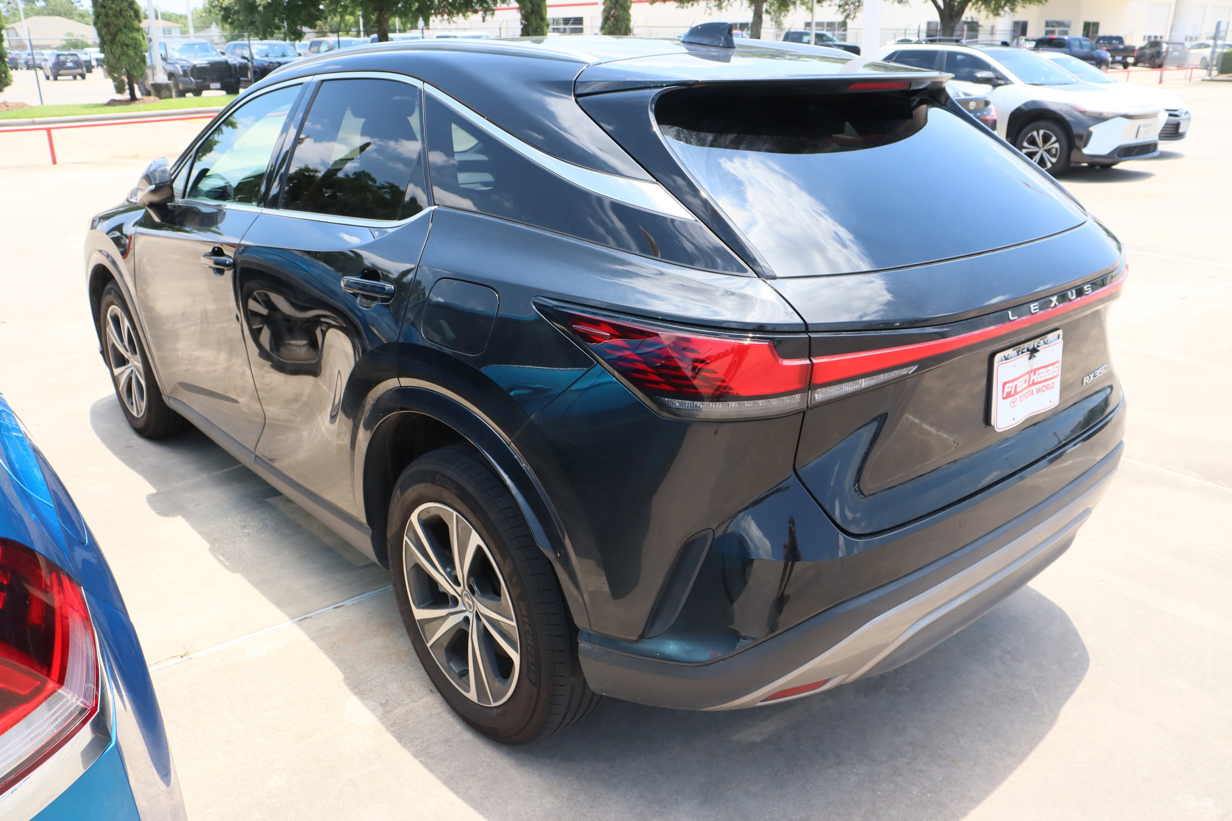 Used 2023 Lexus RX 350 Premium w/ Accessory Package (Z1) FWD image 7