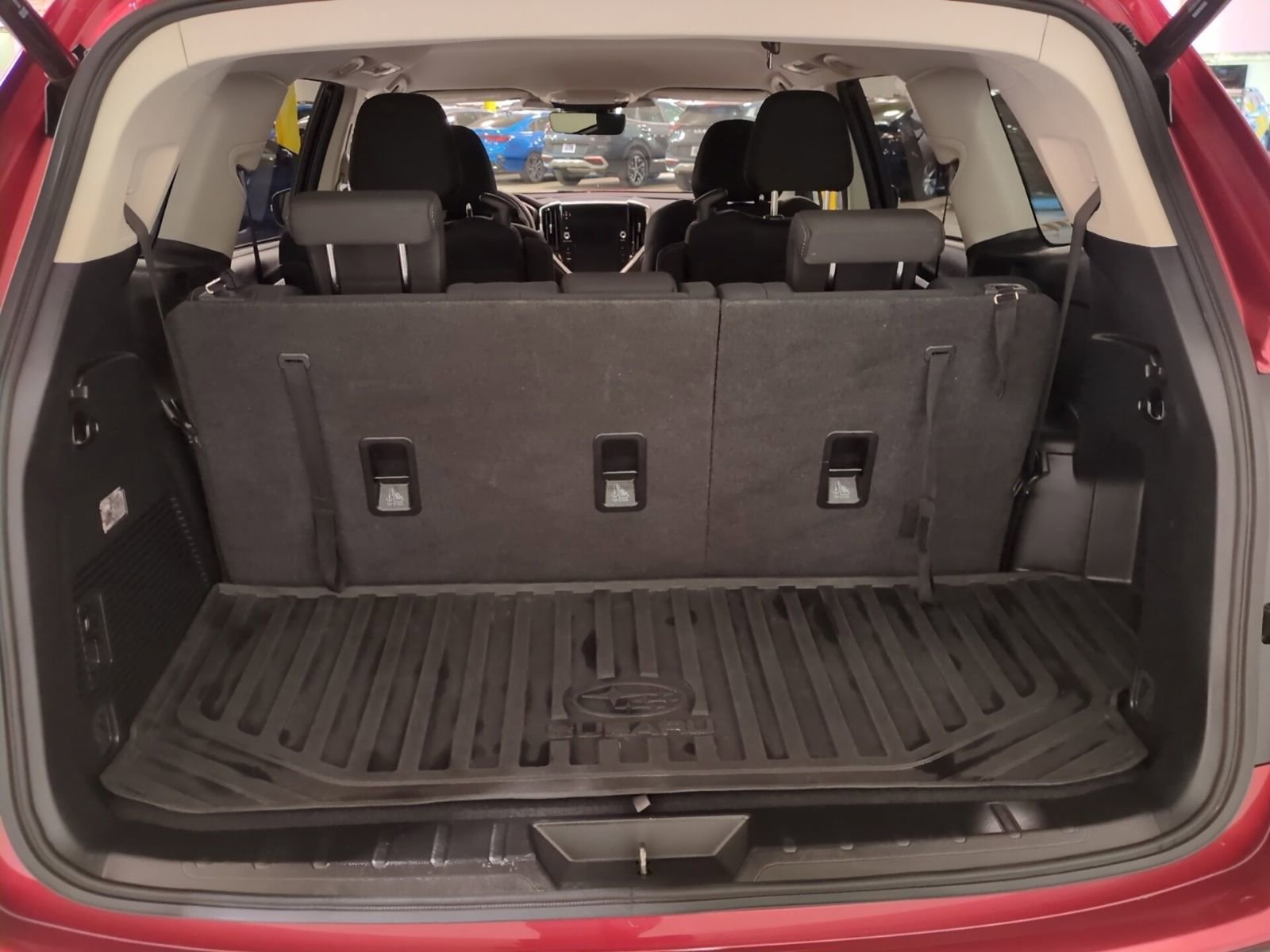 Used 2023 Subaru Ascent Premium w/ Convenience Package image 13
