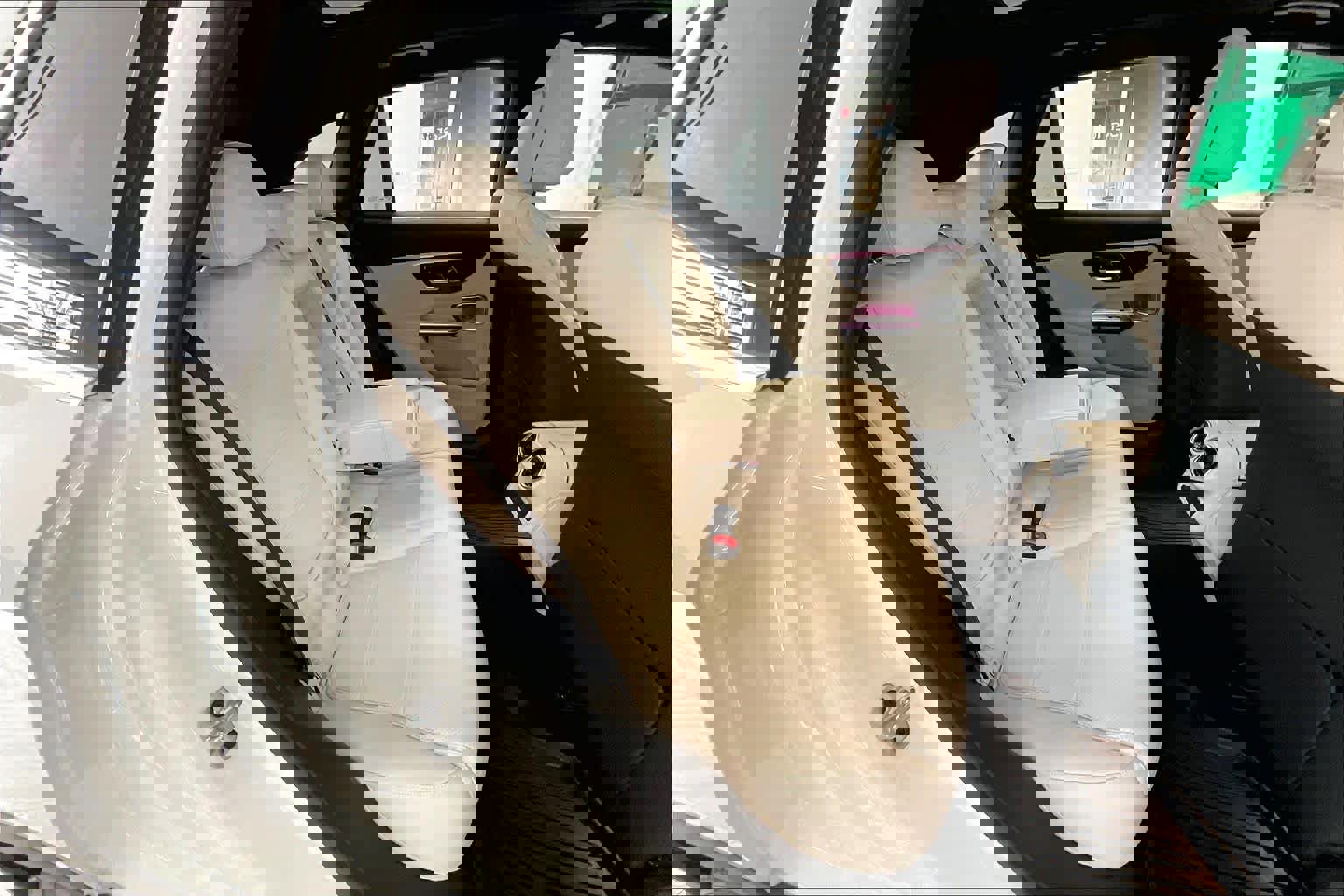 Used 2023 Mercedes-Benz GLC 300 4MATIC image 19