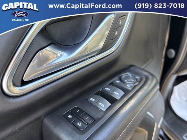 Used 2023 GMC Yukon AT4 w/ AT4 Premium Plus Package AWD/4WD image 22
