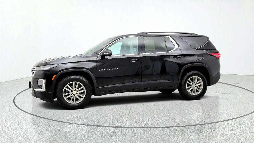 Used 2023 Chevrolet Traverse LT AWD/4WD image 8