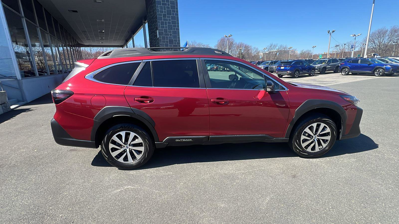 Certified 2025 Subaru Outback Premium image 8