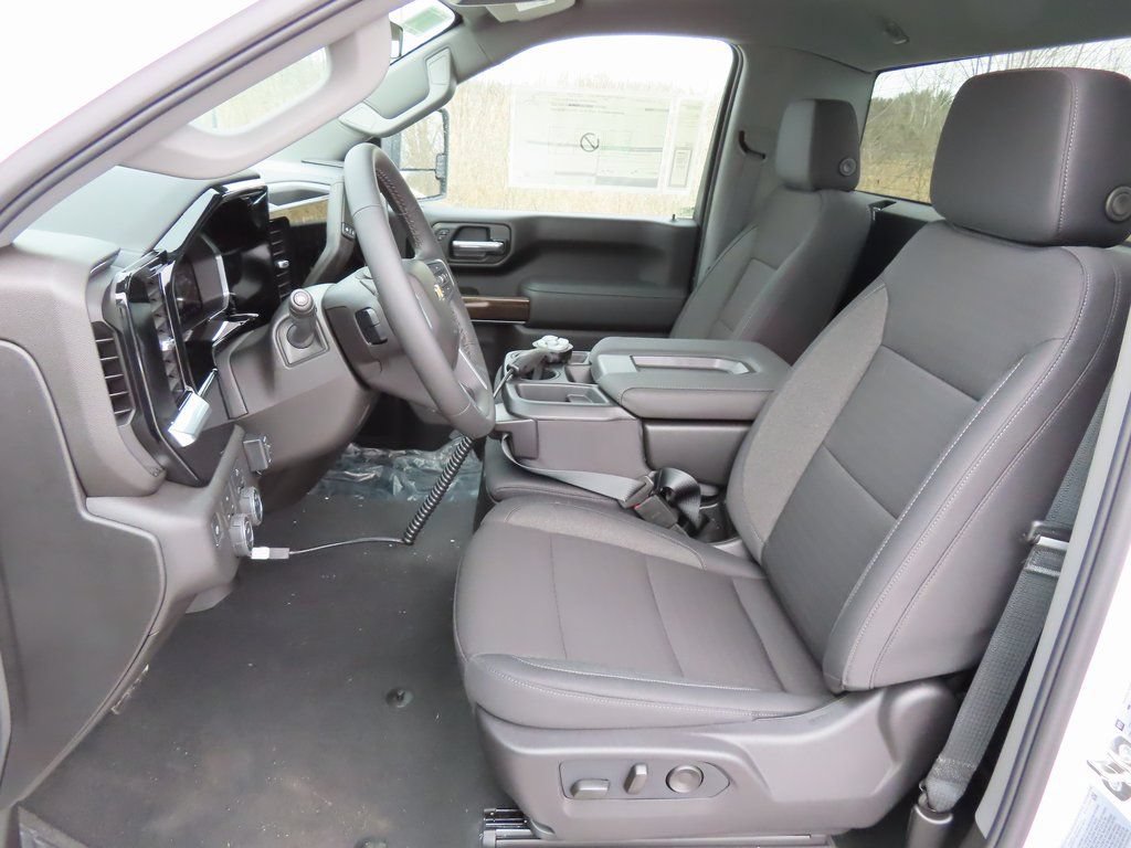 New 2026 Chevrolet Silverado 2500 LT w/ Convenience Package AWD/4WD image 22