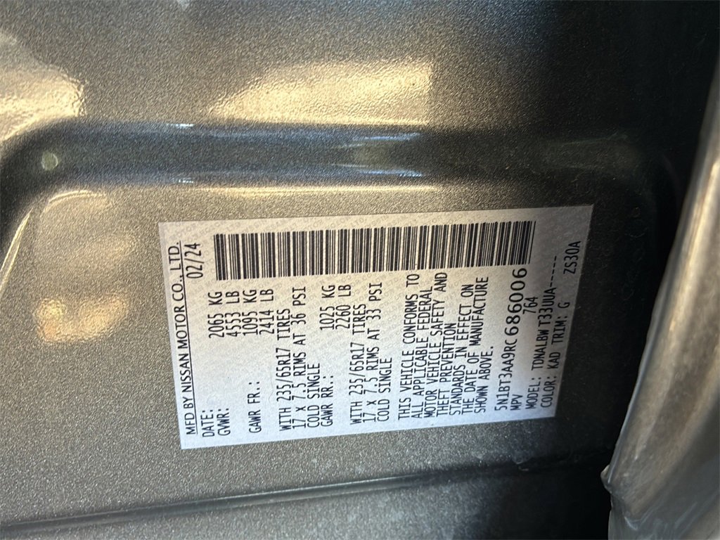 Used 2024 Nissan Rogue S image 31