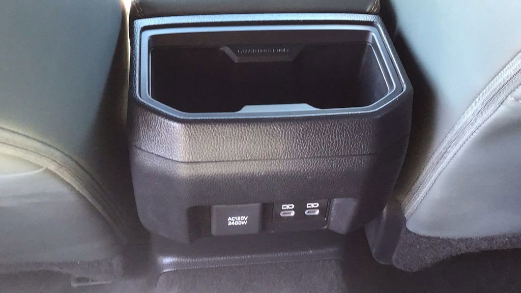 Used 2024 Toyota Tacoma Trailhunter image 15
