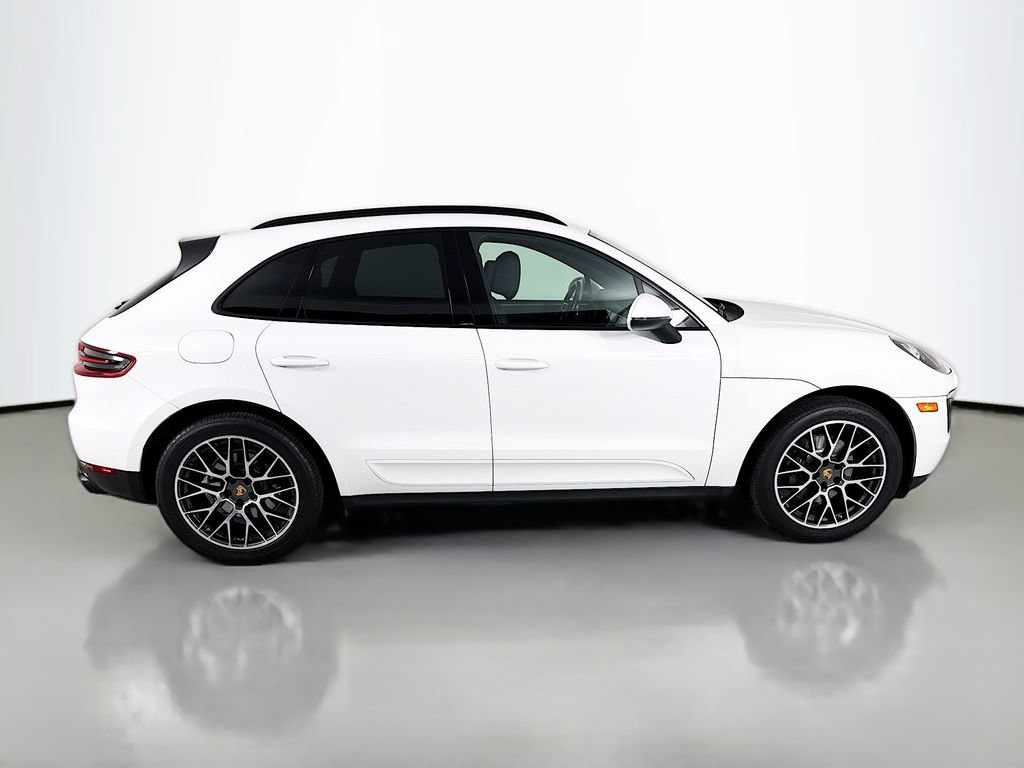 Certified 2018 Porsche Macan Sport Edition AWD/4WD image 8