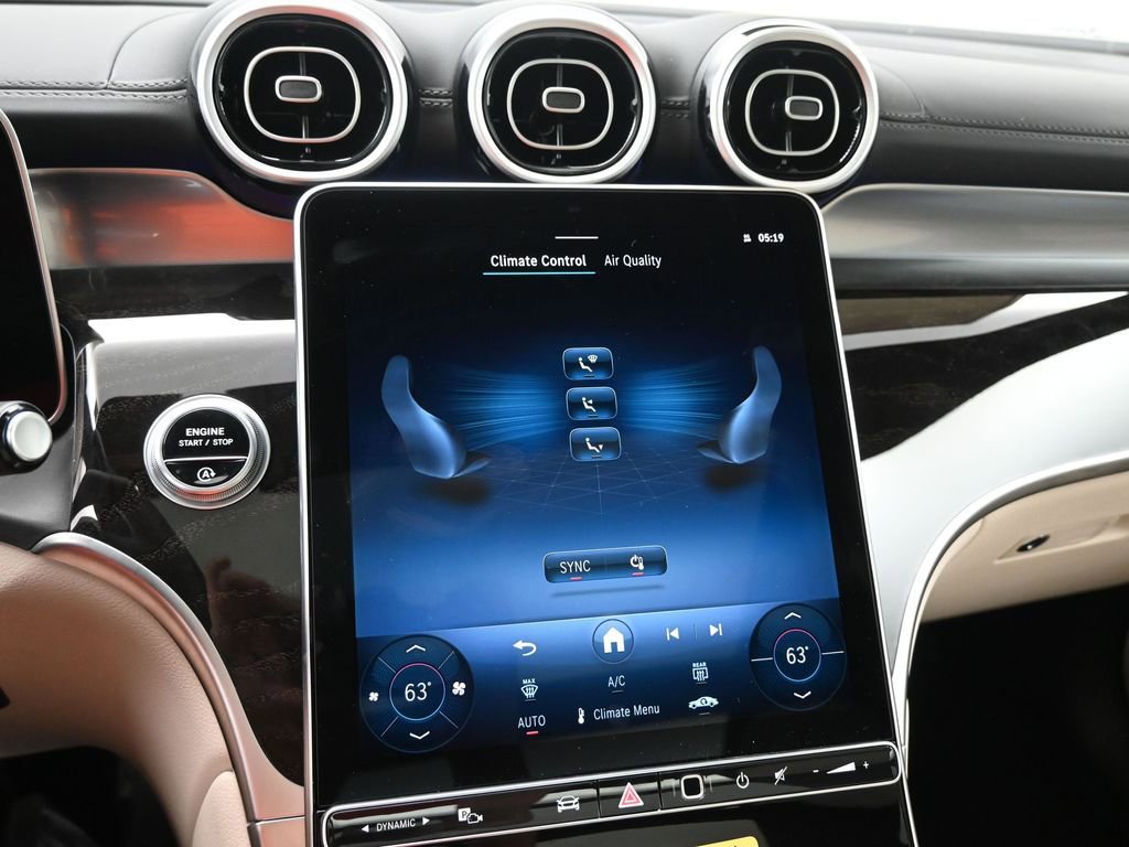 New 2025 Mercedes-Benz GLC 300 4MATIC image 14