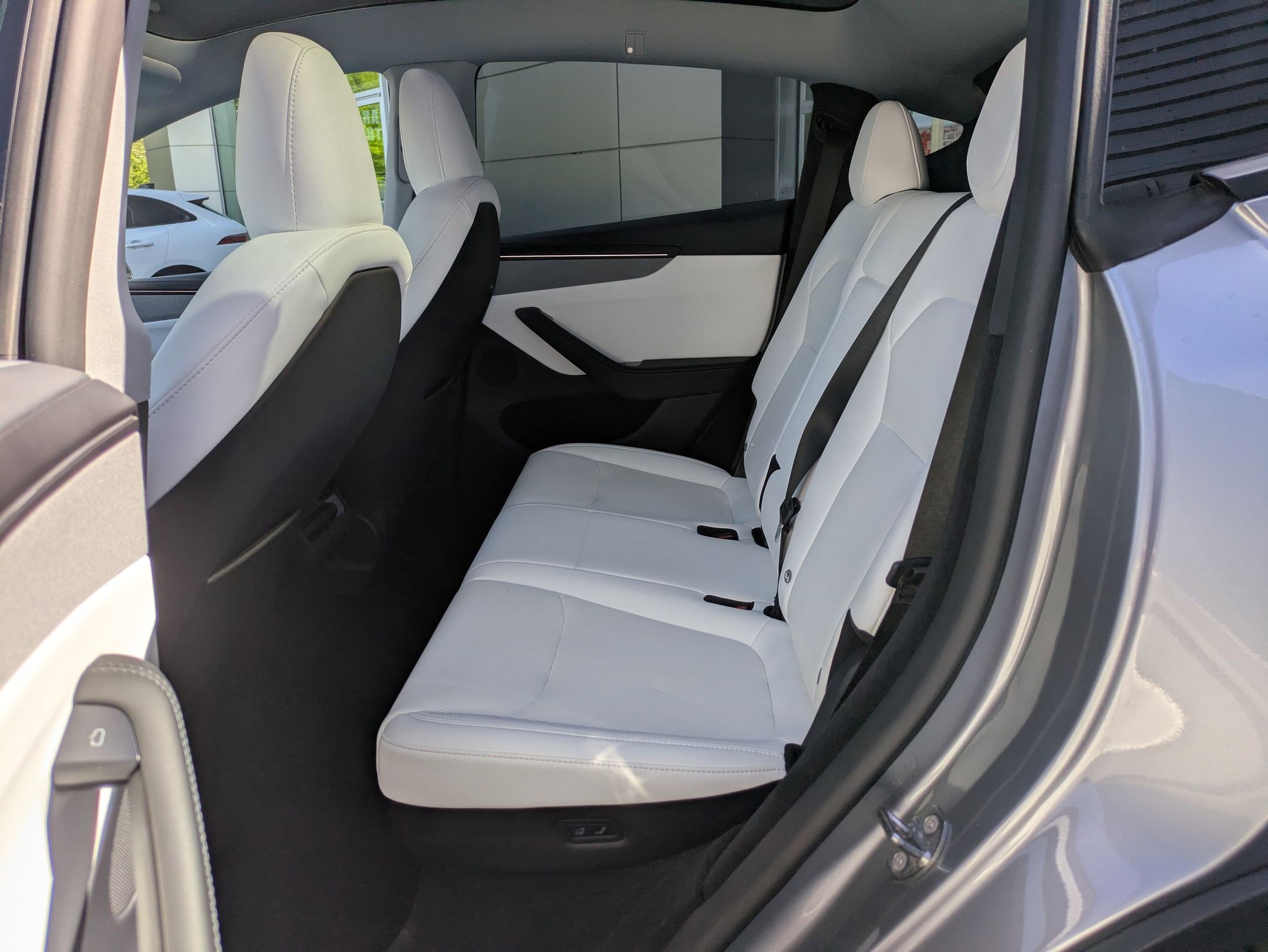 Used 2026 Tesla Model Y AWD image 25