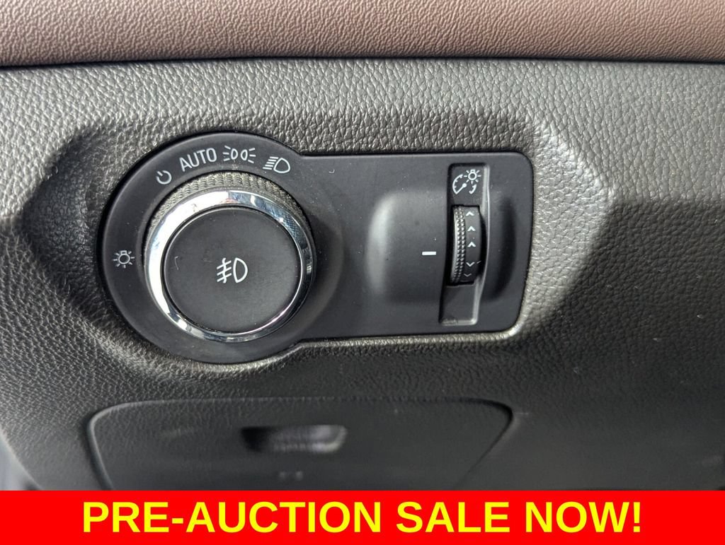 Used 2015 Chevrolet Cruze LTZ w/ Sun, Sound and Sport Package FWD image 12