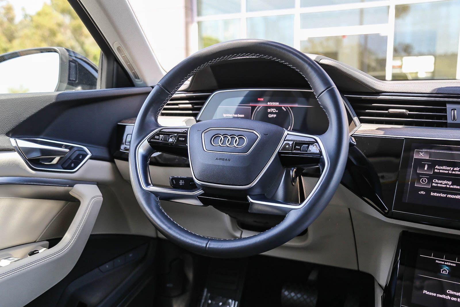 Certified 2024 Audi Q8 e-tron Premium Plus w/ Premium Plus Package AWD/4WD image 17