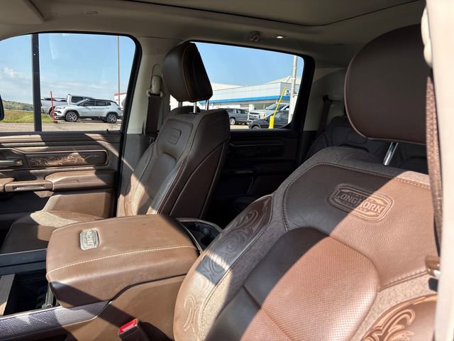 Used 2025 RAM 1500 Limited AWD/4WD image 9