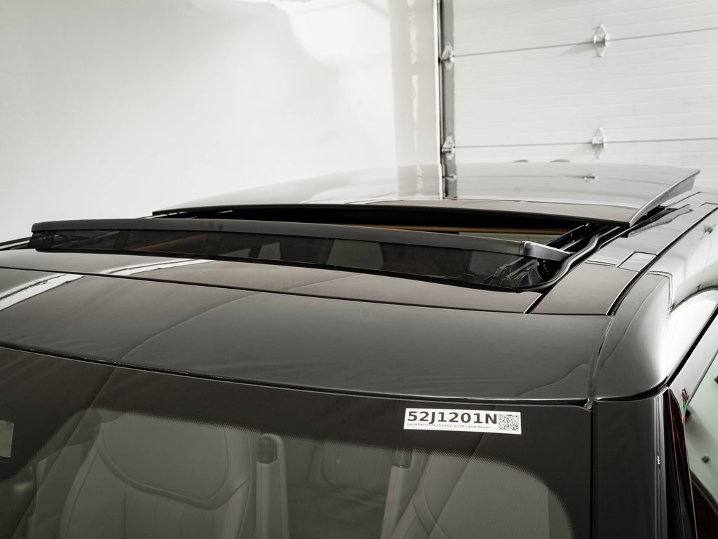 New 2026 Land Rover Range Rover SE image 14