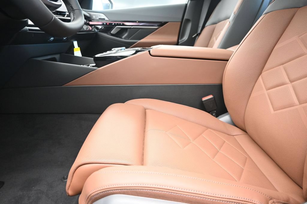 New 2027 BMW 540i xDrive w/ Premium Package AWD/4WD image 13
