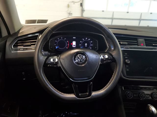 Used 2021 Volkswagen Tiguan SEL AWD/4WD image 15