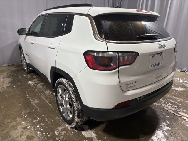 Used 2022 Jeep Compass Latitude image 6